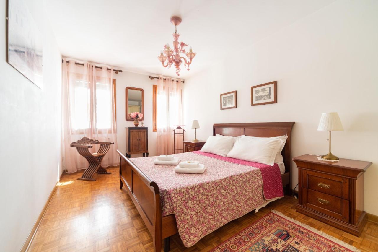 Campiello San Rocco Apartment Venesia Bagian luar foto